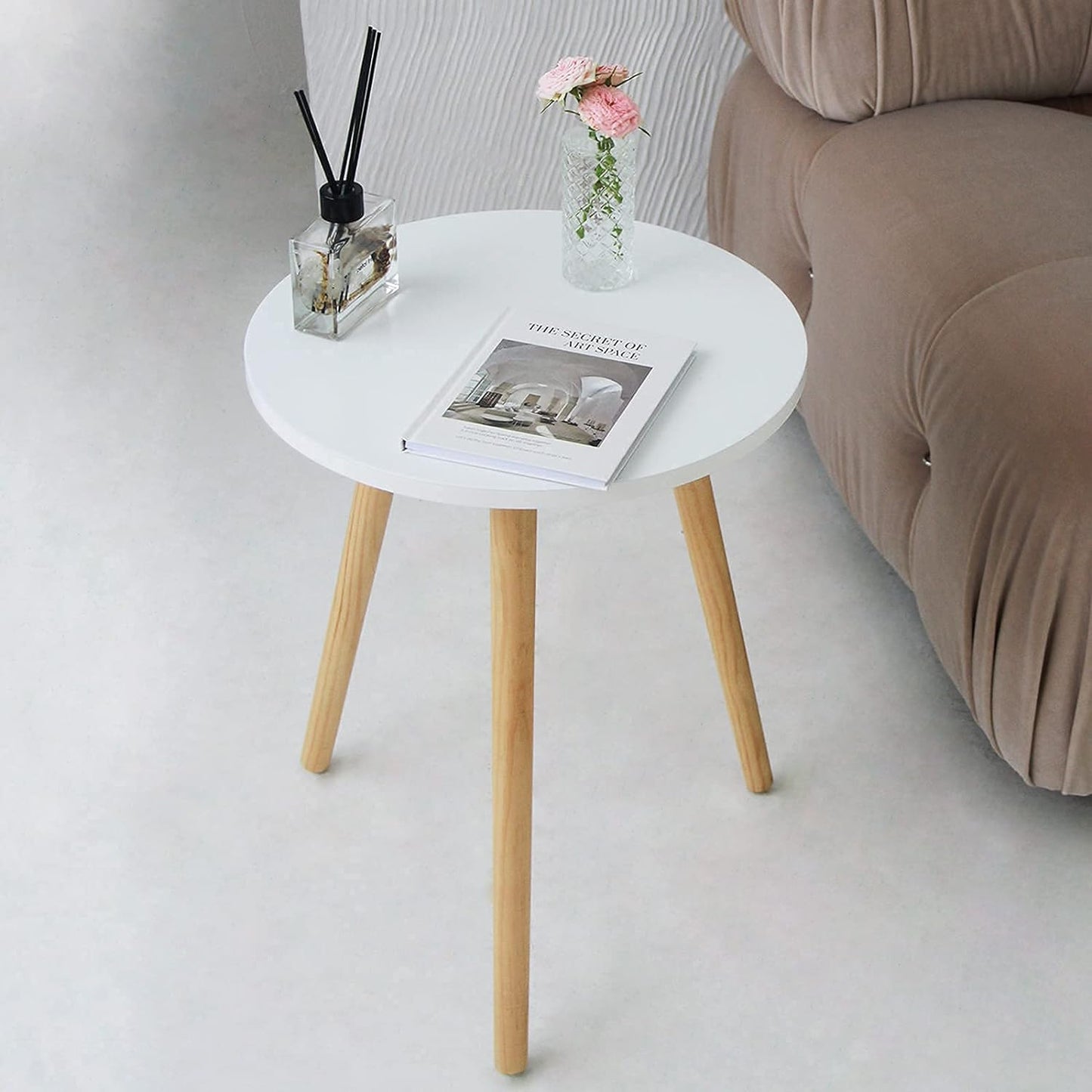 round Side Table, Small Accent Table Nightstand Modern End Table for Living Room Bedroom Office Small Spaces, 15.7''D X 19.69''H (White)